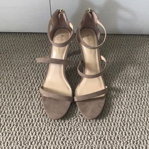 Kelly & Katie Taupe Suede Heels, worn once, sz 8